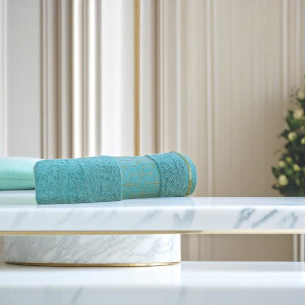 Aqua Bath Towel - Cubic Mint 111 Aqua Bath Towel - Cubic Mint 111